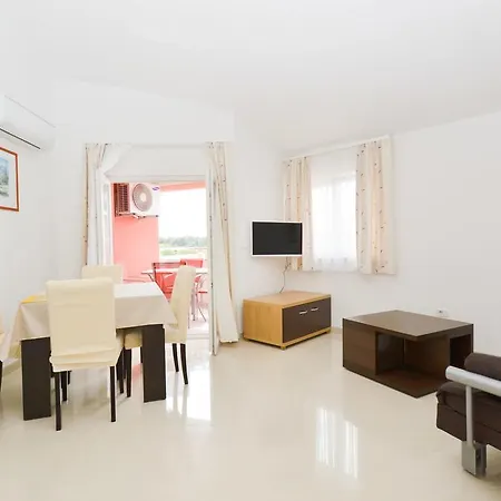 14 Apartamento *