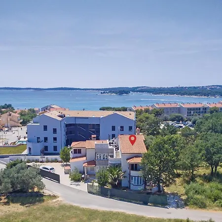 2 Bedroom Stunning In