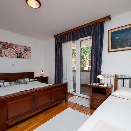2 Bedroom Stunning In
