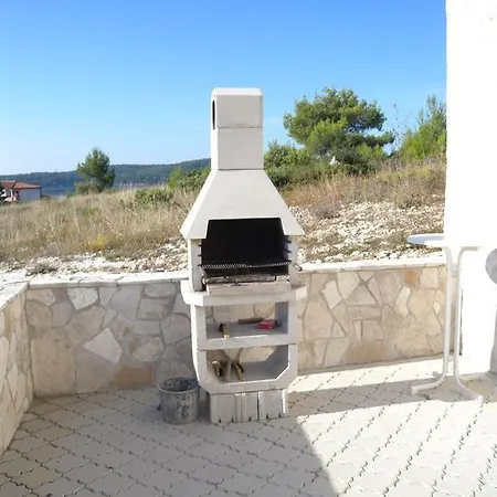 2 Bedroom Stunning In Apartment Medulin